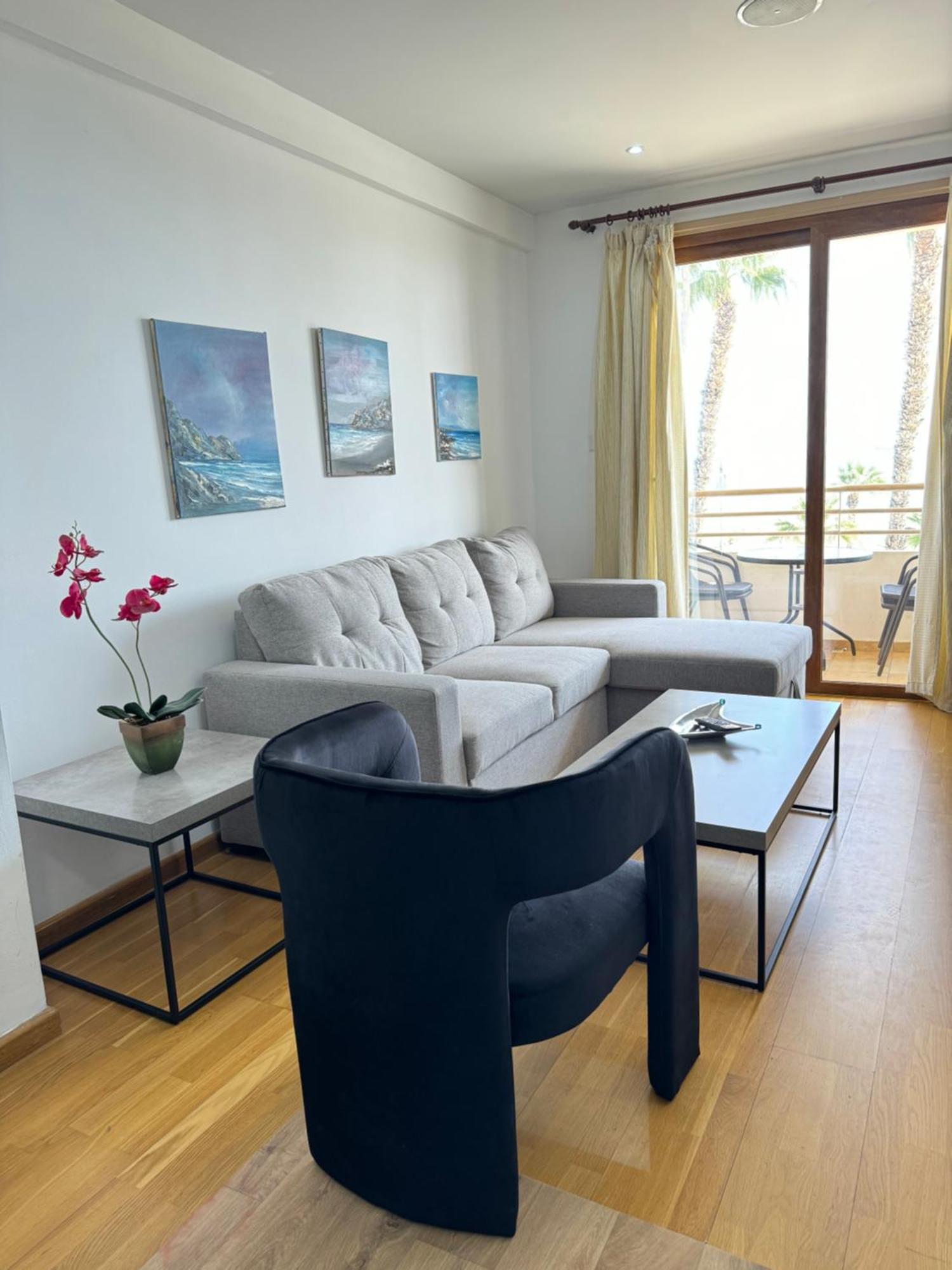 Ithaki Phinikoudes Apartment No. 102 Larnaca Ngoại thất bức ảnh
