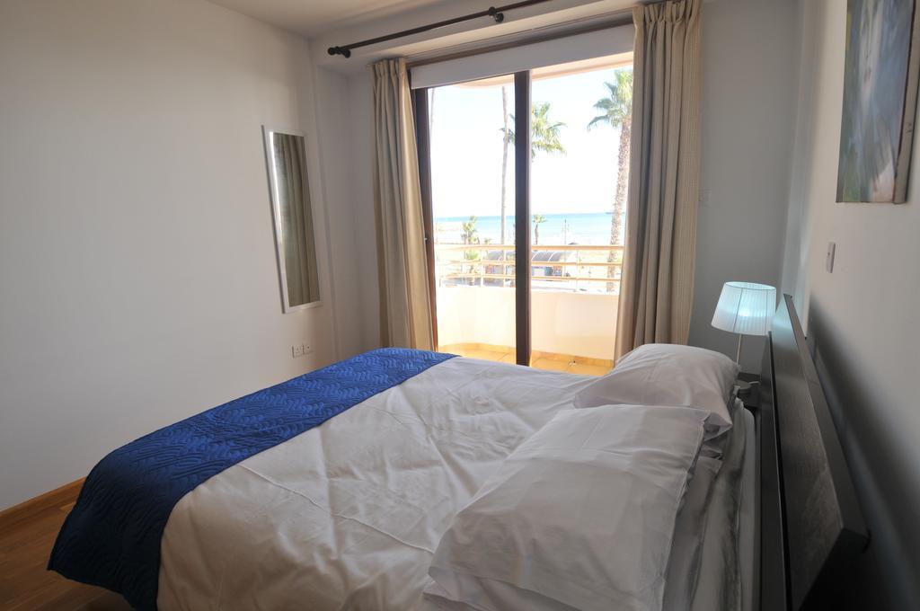 Ithaki Phinikoudes Apartment No. 102 Larnaca Phòng bức ảnh