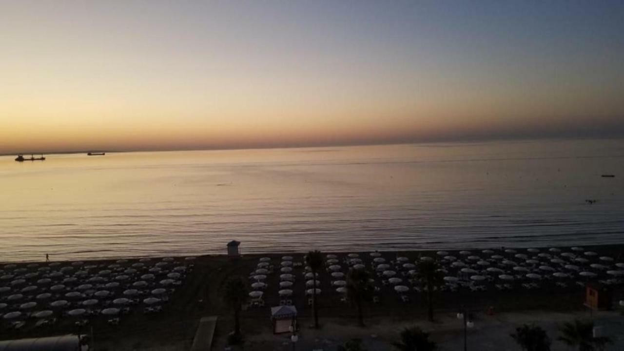Ithaki Phinikoudes Apartment No. 102 Larnaca Ngoại thất bức ảnh